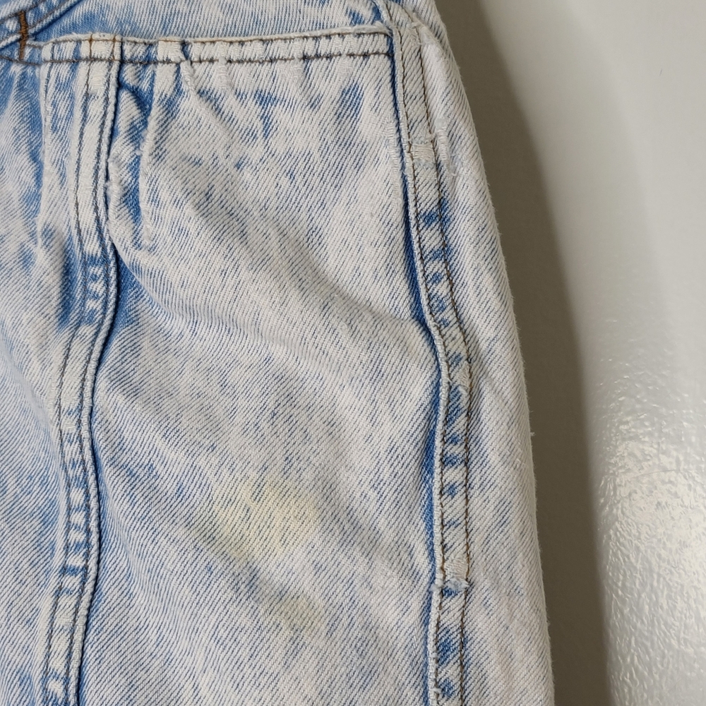 Bonjour 90s Vintage High Waisted Jean Shorts - Picture 7 of 8